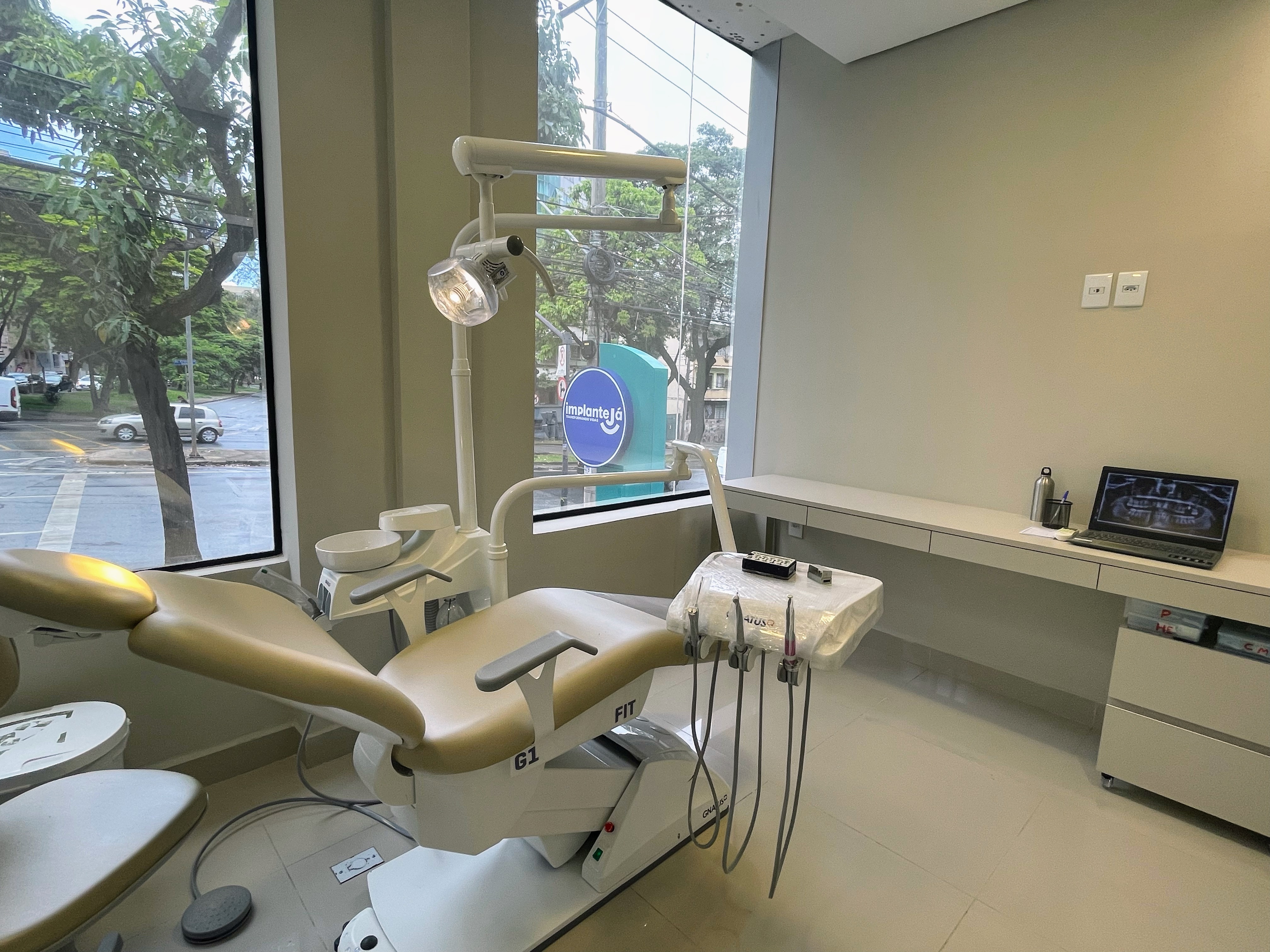 Consultório Implante Já